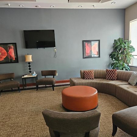 Quality Inn & Suites Greenville I-65 Екстер'єр фото