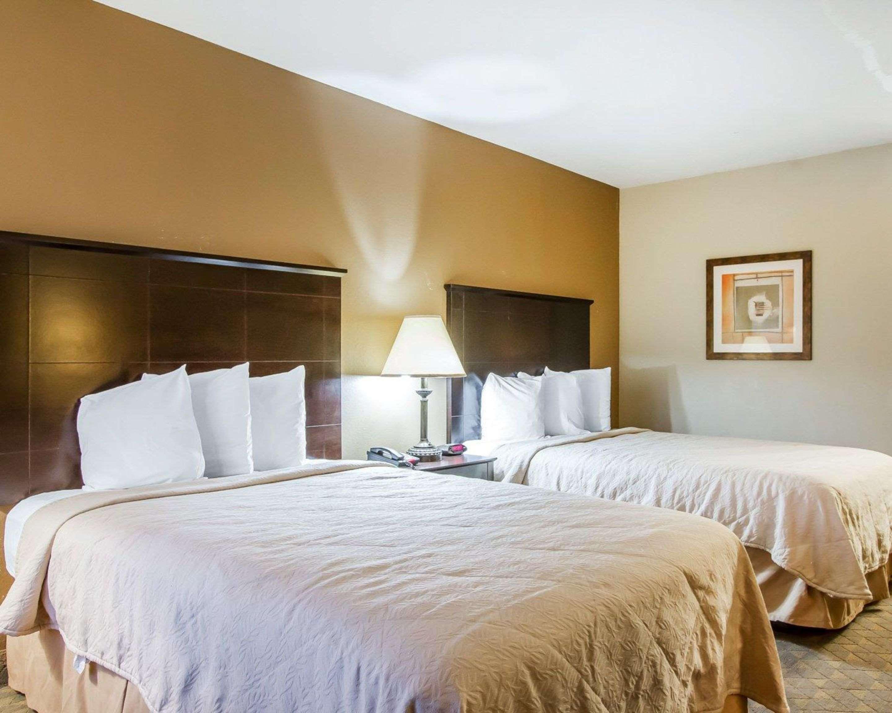Quality Inn & Suites Greenville I-65 Екстер'єр фото