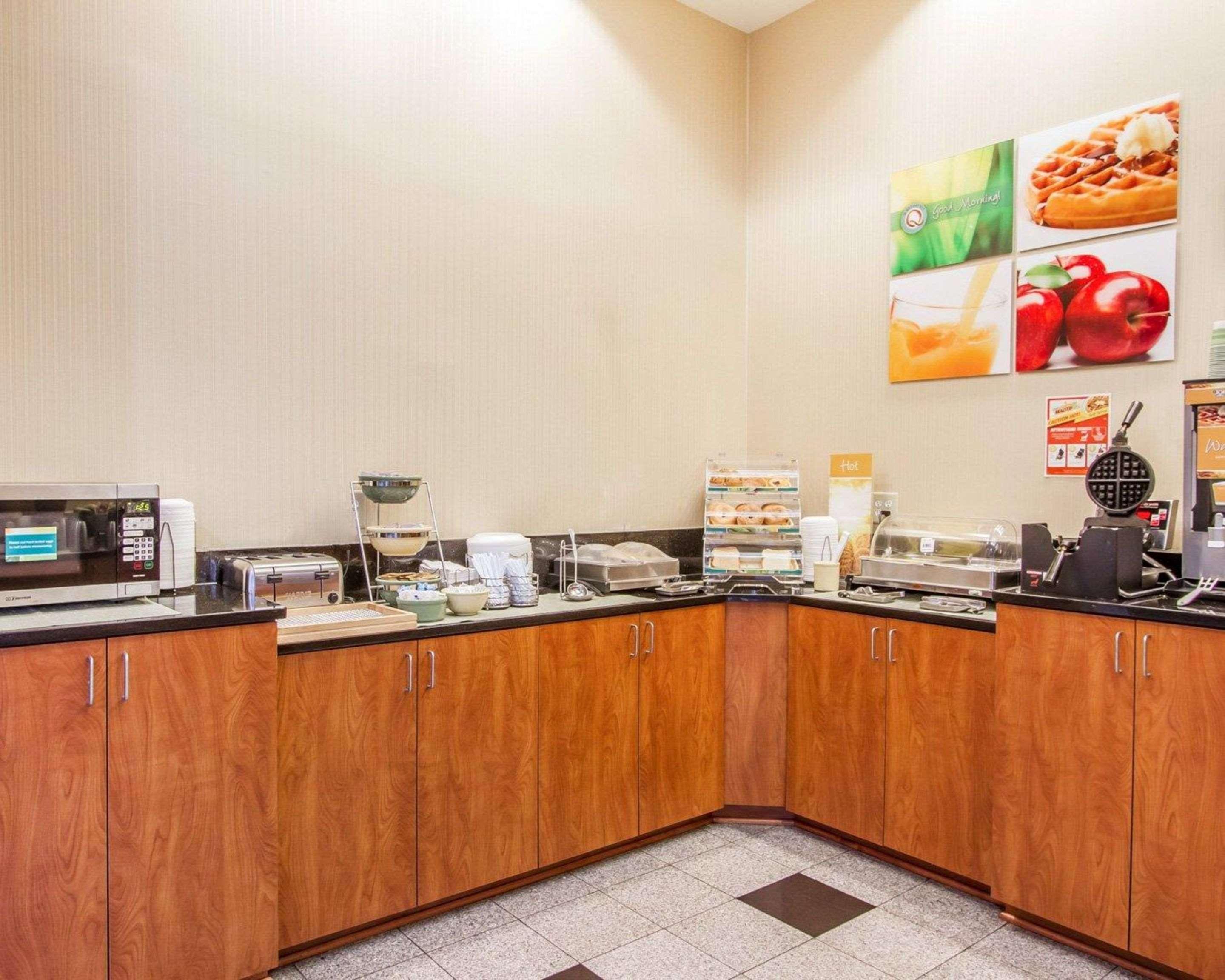 Quality Inn & Suites Greenville I-65 Екстер'єр фото