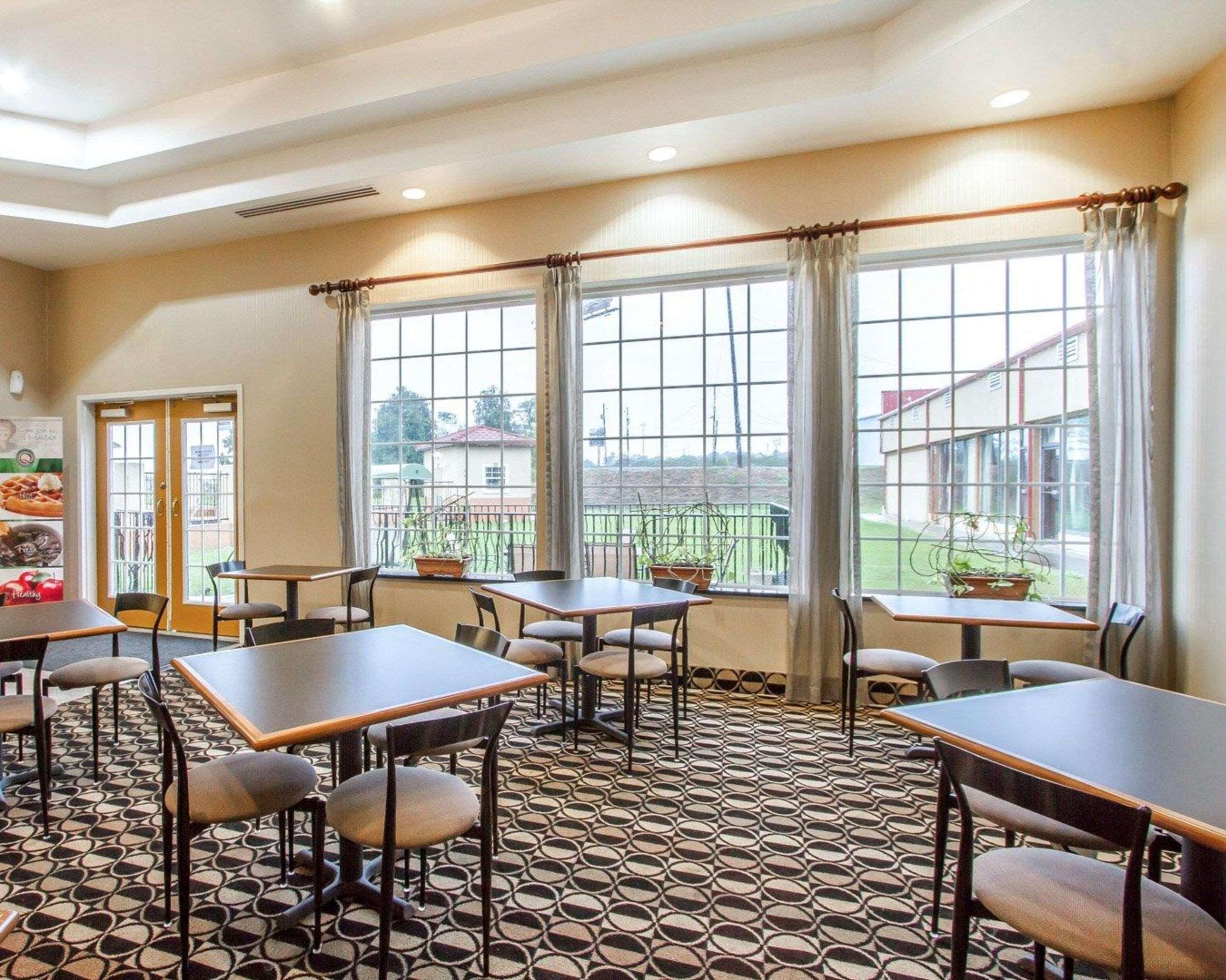 Quality Inn & Suites Greenville I-65 Екстер'єр фото