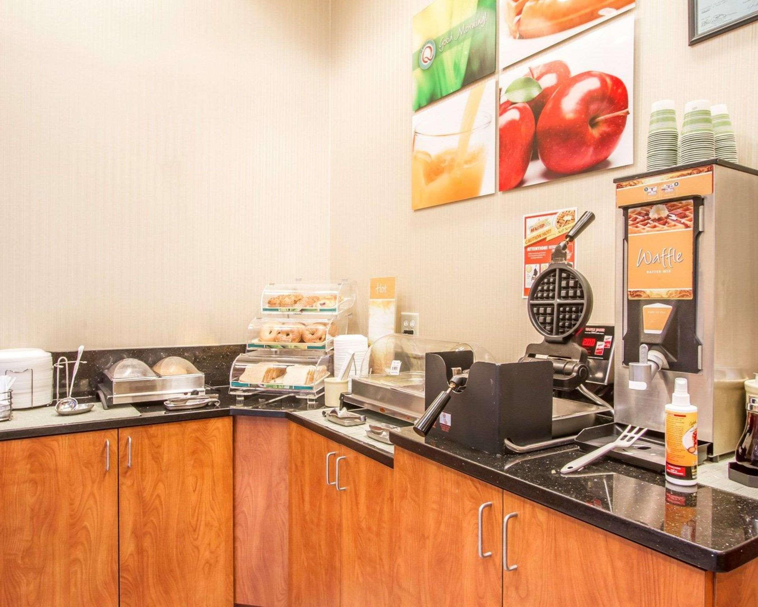 Quality Inn & Suites Greenville I-65 Екстер'єр фото
