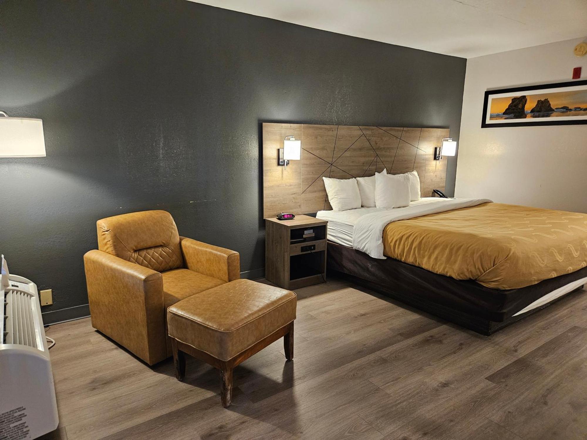 Quality Inn & Suites Greenville I-65 Екстер'єр фото