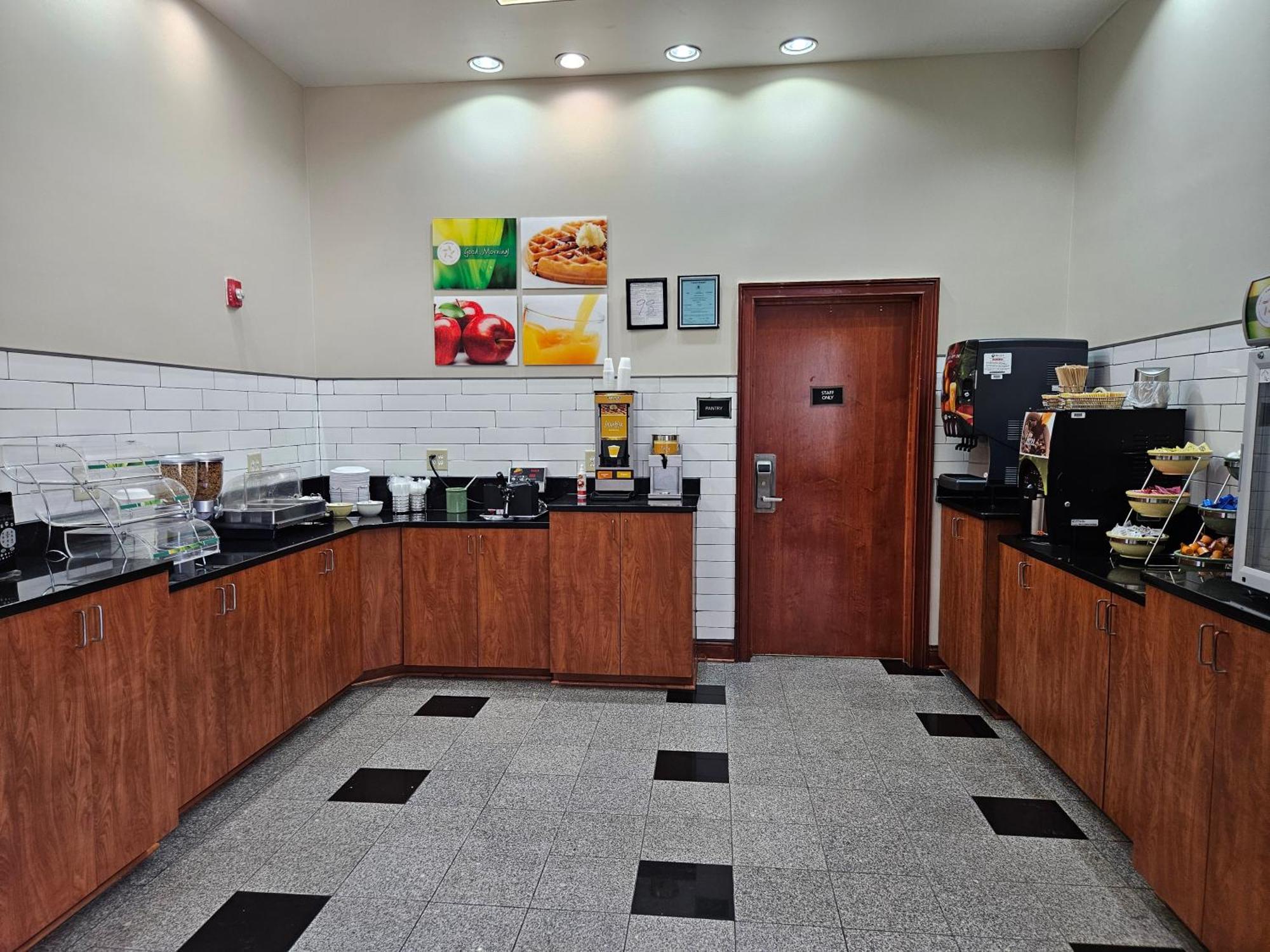 Quality Inn & Suites Greenville I-65 Екстер'єр фото